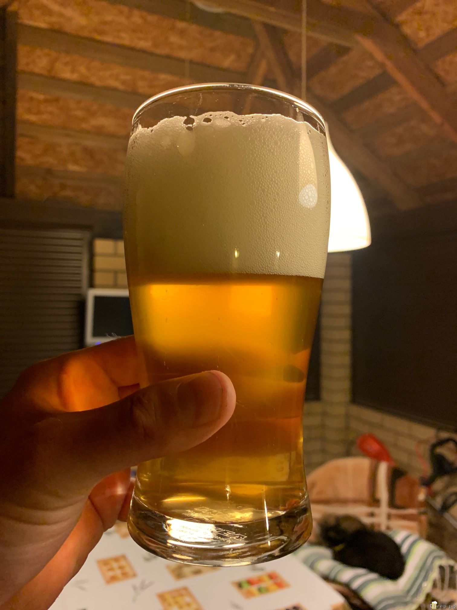 Пиво лагер светлое фото. Пиво лагер светлое. Пиво Бирштайн лагер. Чешский светлый лагер. Спринг лагер пиво.