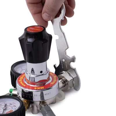 8. Редуктор углекислотный для пива KegLand MK4