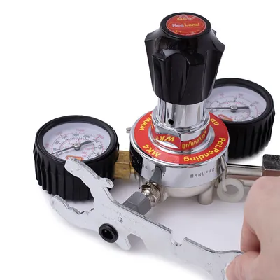 9. Редуктор углекислотный для пива KegLand MK4